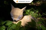 Papercraft de faon endormi et allongé en origami 3D