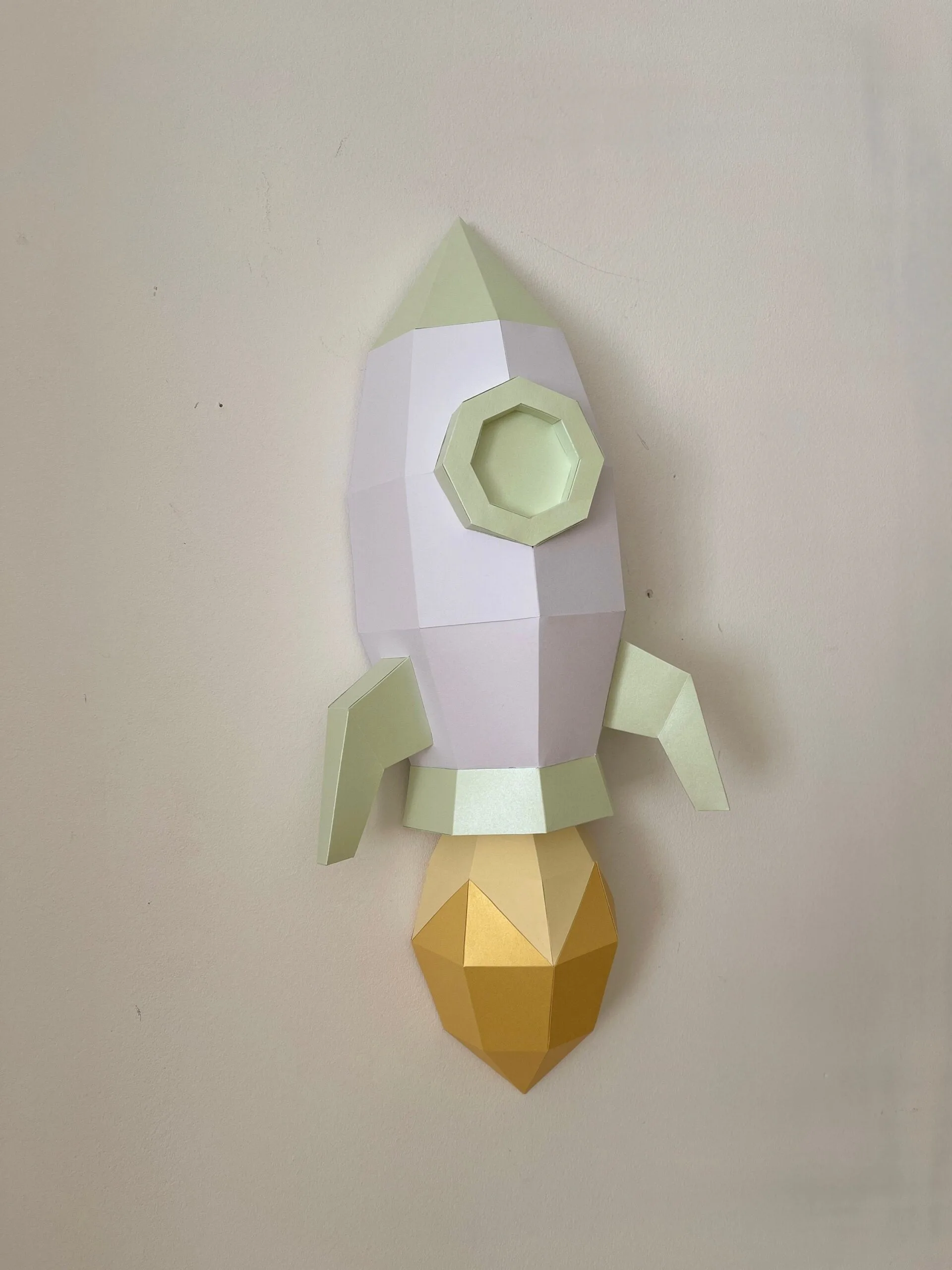 Imagen #1 de Ivana