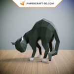 Papercraft of scared cat in 3D origami