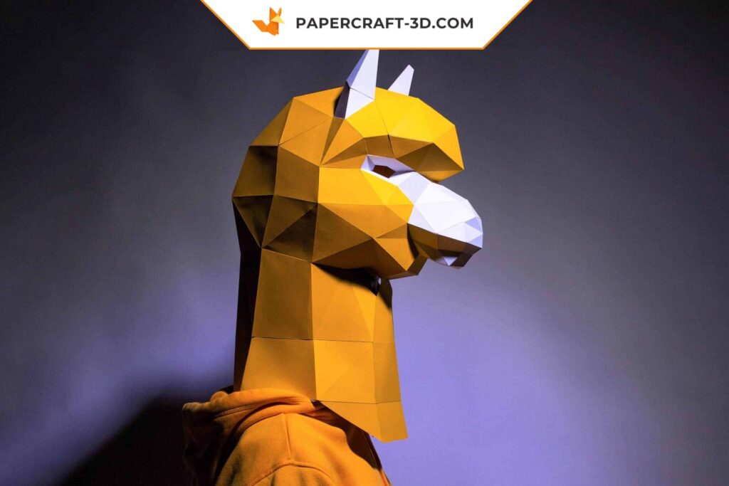 Papercraft Alpaka-Maske als 3D-Origami