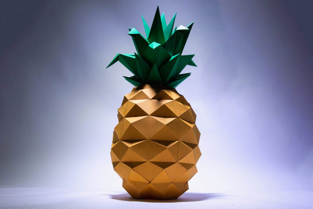 Papercraft de piña en origami 3D