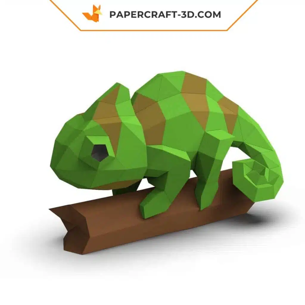 Papercraft-Chamäleon auf Ast als 3D-Origami