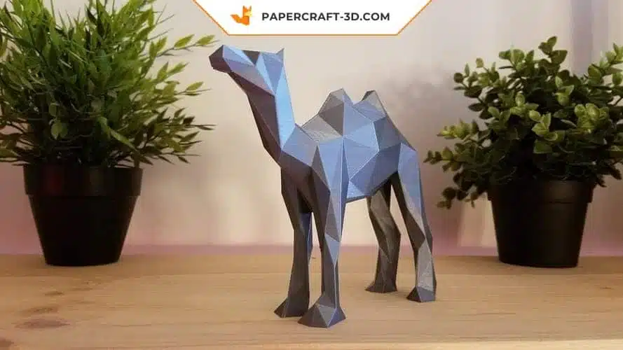 Papercraft camello en origami 3D, vista 3