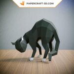 Papercraft of scared cat in origami