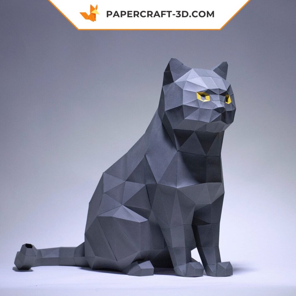 Papercraft of grey cat in origami