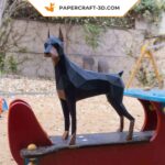 Papercraft de Doberman Pinscher em origami 3D