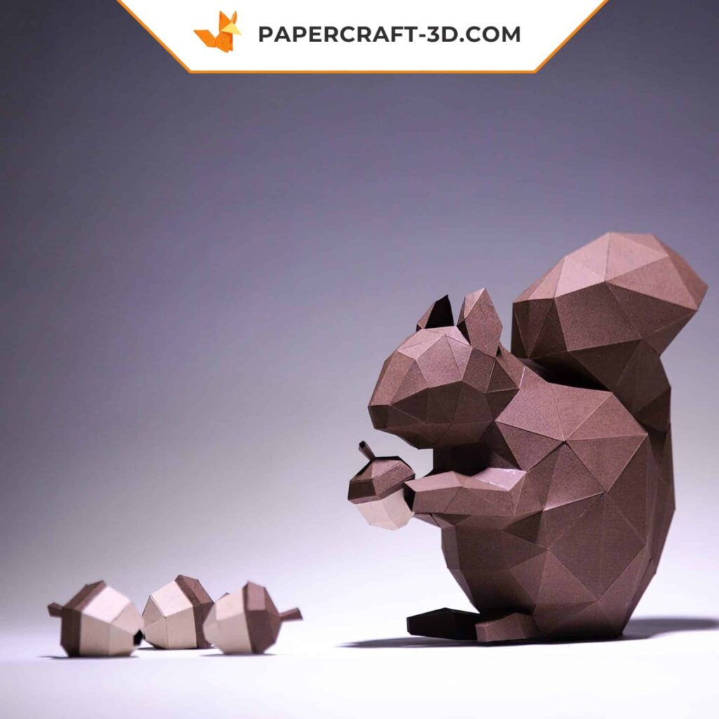 Papercraft squirrel in 3D origami