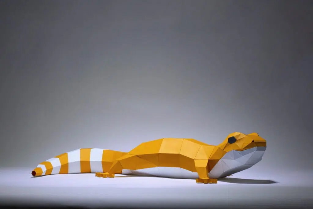 Papercraft gecko léopard en origami papier 3D, weergave 2