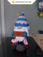 Papercraft gnomo di Natale blu in origami