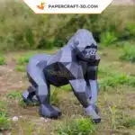 Papercraft de gorila gris a cuatro patas en origami 3D