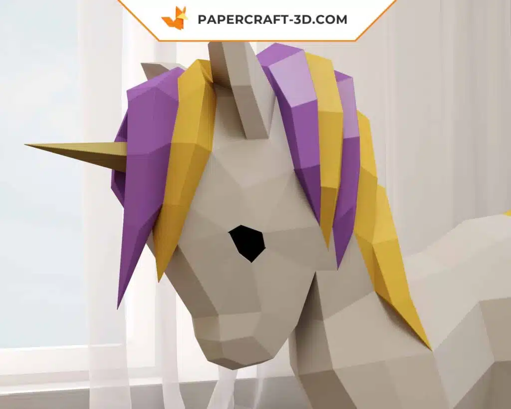 Papercraft de bébé licorne en origami 3D