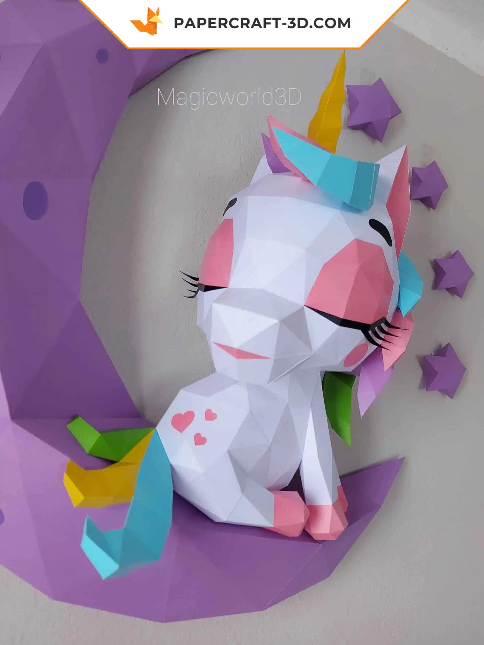 Papercraft licorne bébé sur la lune en origami papier 3D