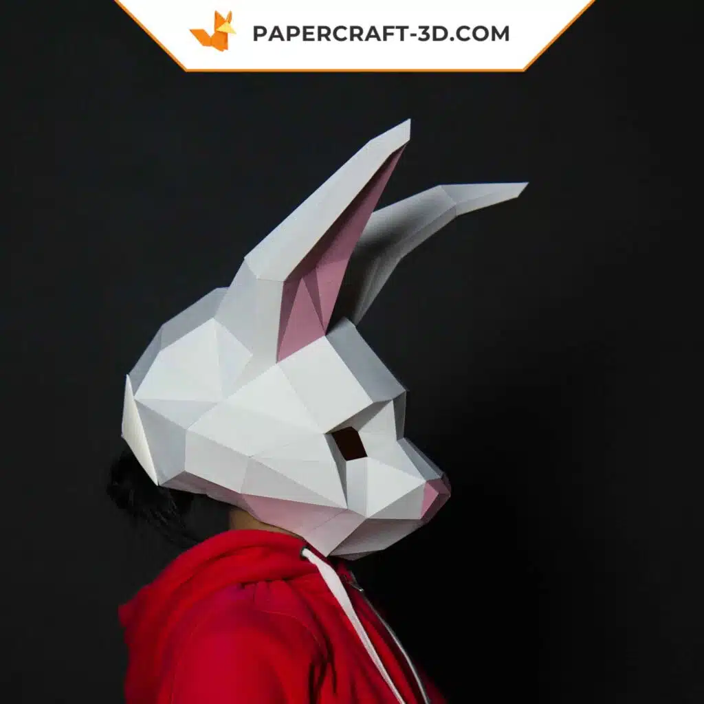 Papercraft weiße Origami-Hasenmaske aus Papier