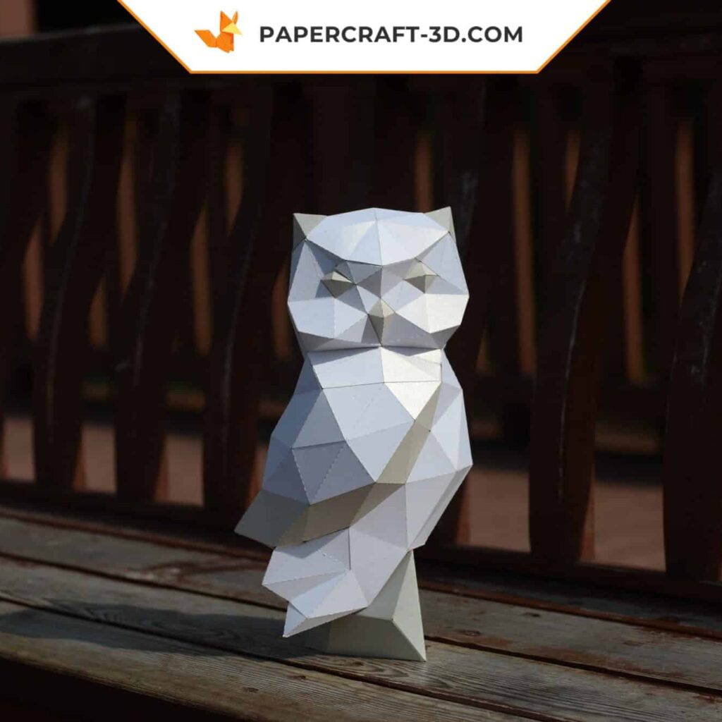 Papercraft owl in 3D origami