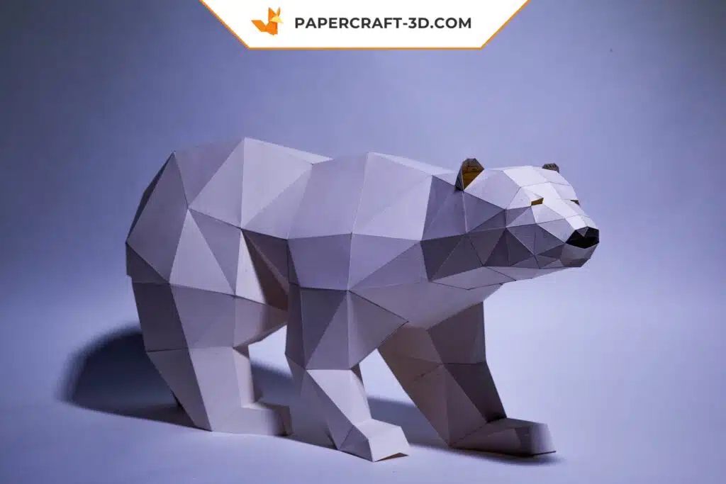 Papercraft de urso polar caminhando em origami 3D