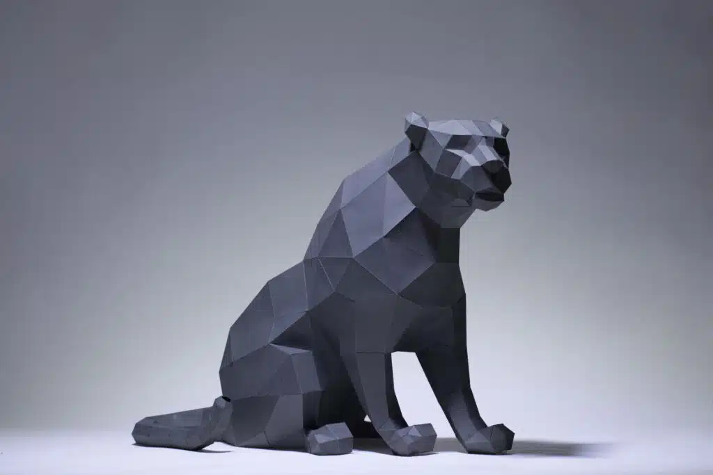 Papercraft Panthère noire assise origami papier 3D, weergave 2