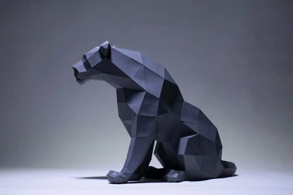 Papercraft Panthère noire assise origami papier 3D, weergave 3