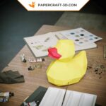 Papercraft of small yellow duck in 3D origami