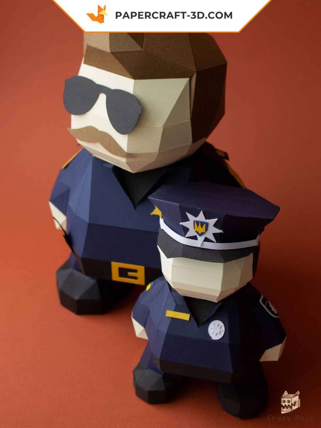 Papercraft de um policial em origami 3D