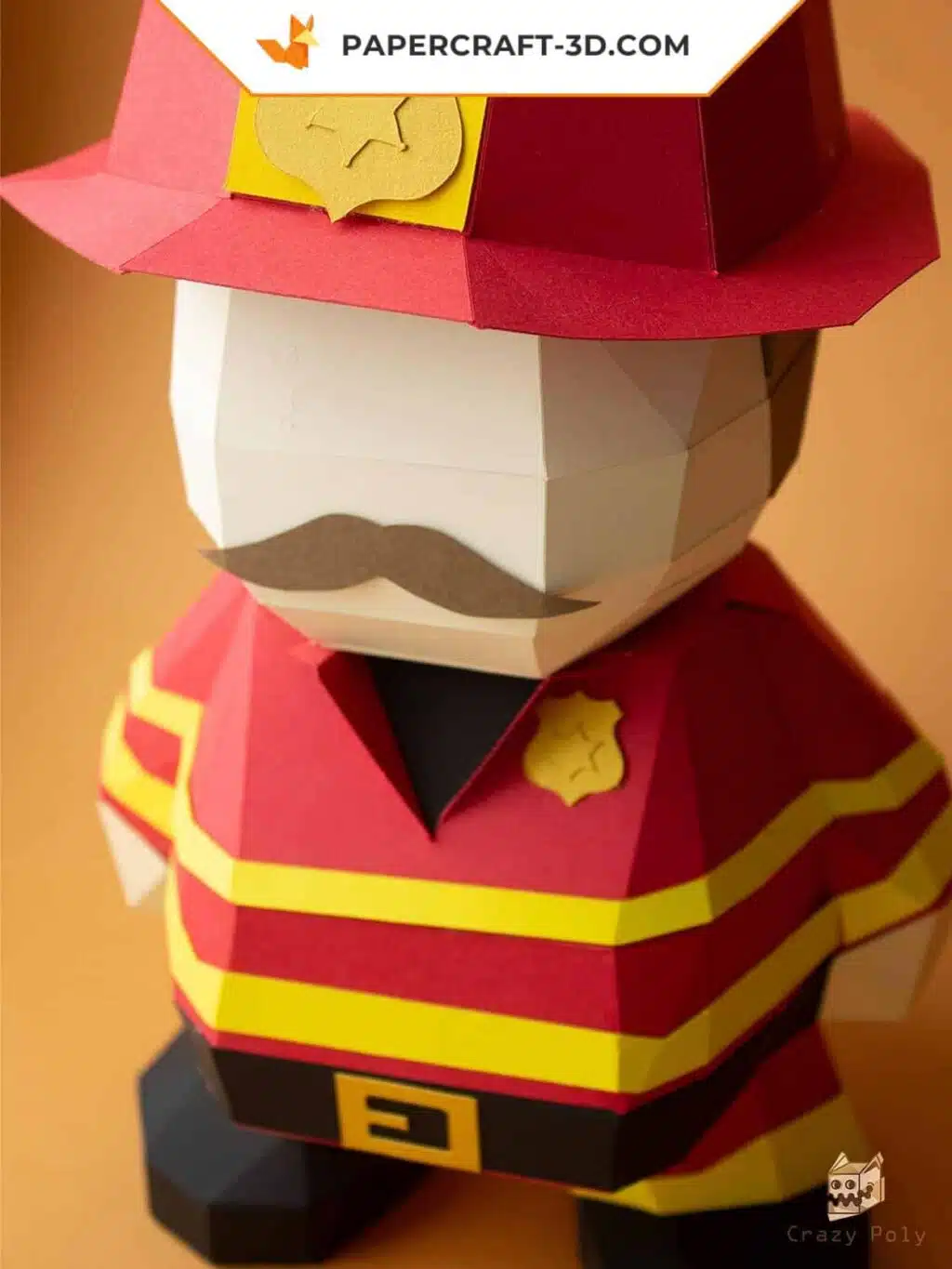 Papercraft pompier en origami papier 3D, weergave 2