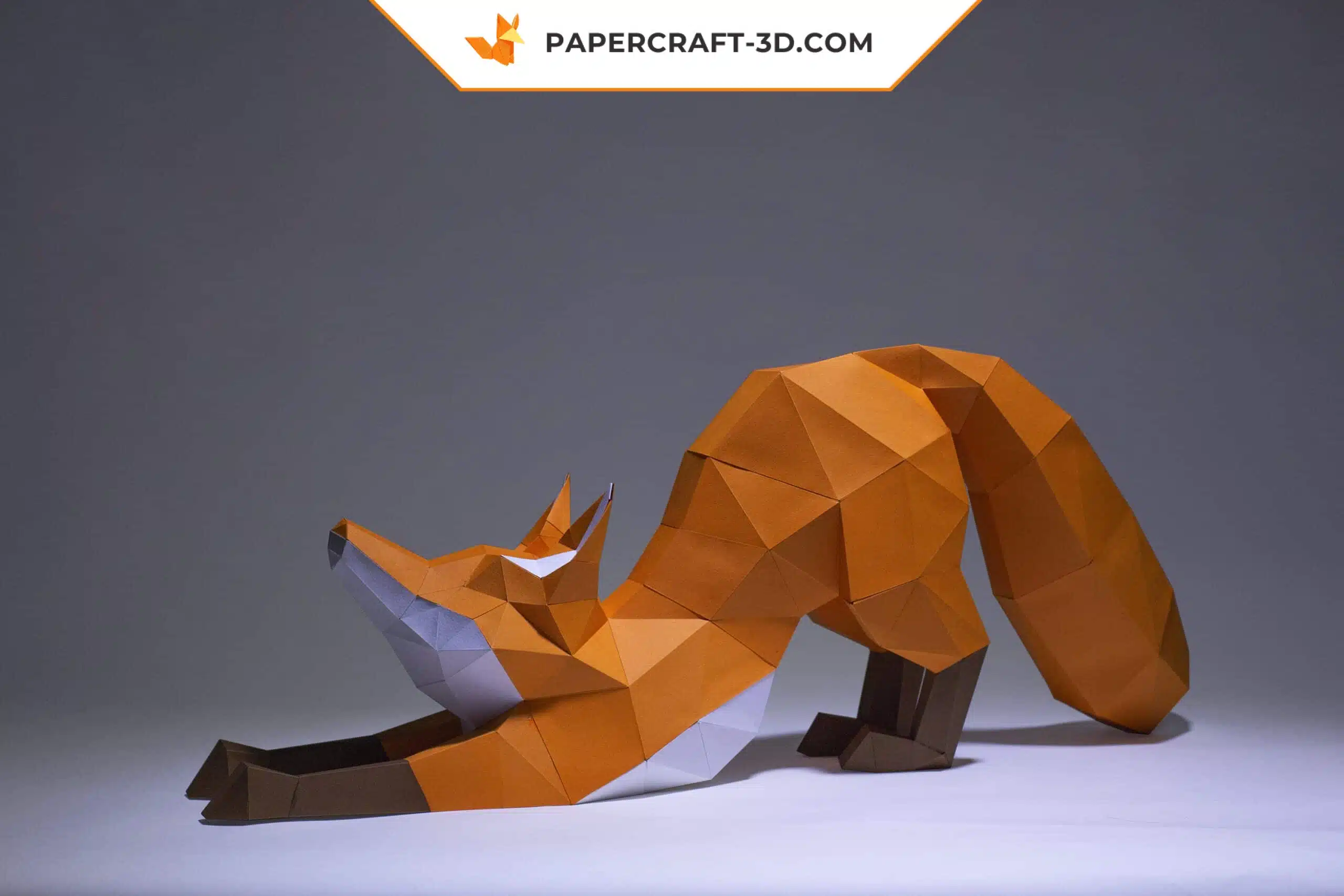 Papercraft Renard Étirant modèle origami papier 3D, weergave 4