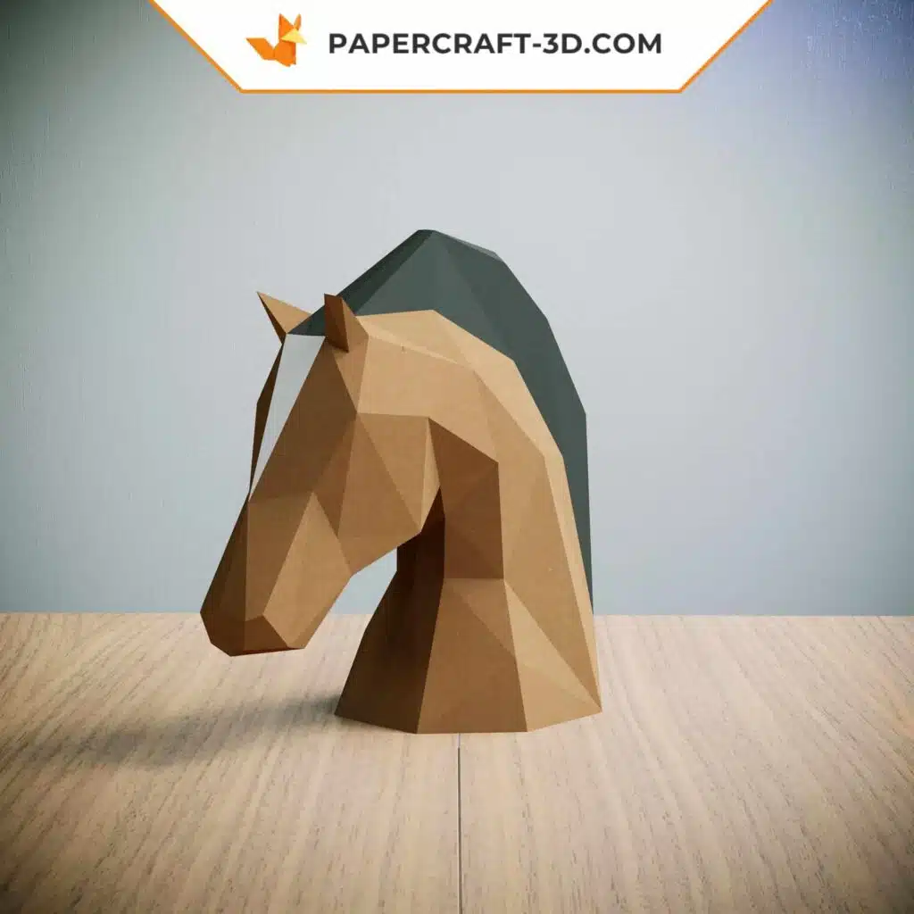 Papercraft Pferdekopf in Beige und Grün aus Origami