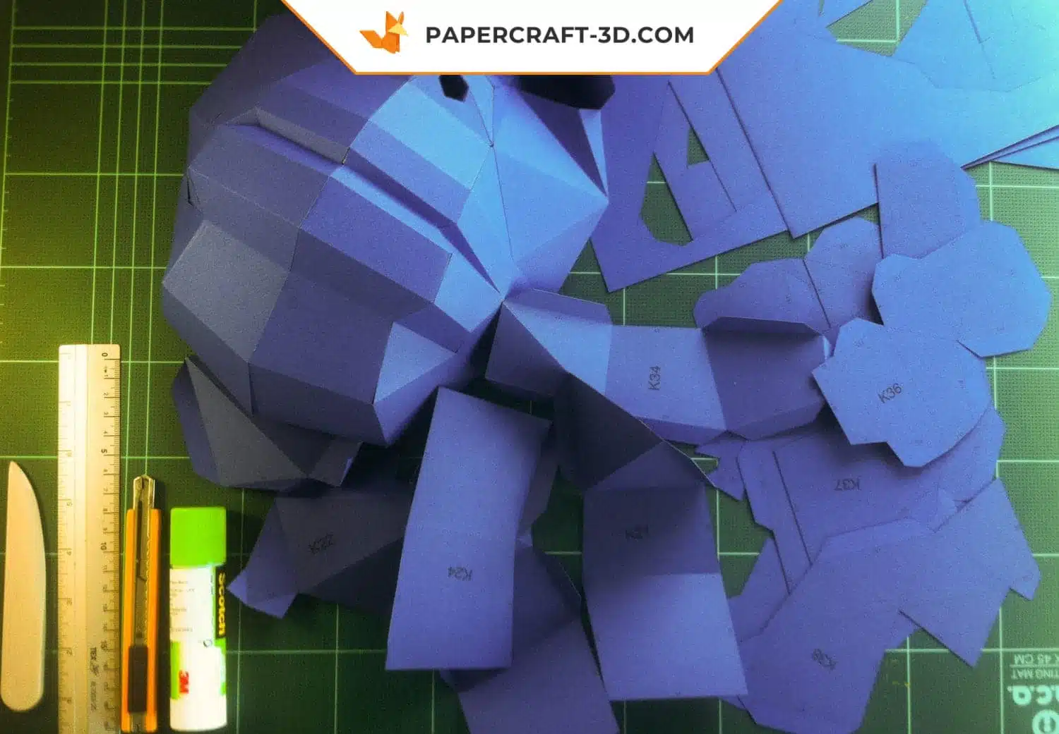 Papercraft tête de gorille en origami papier 3D, vue 5