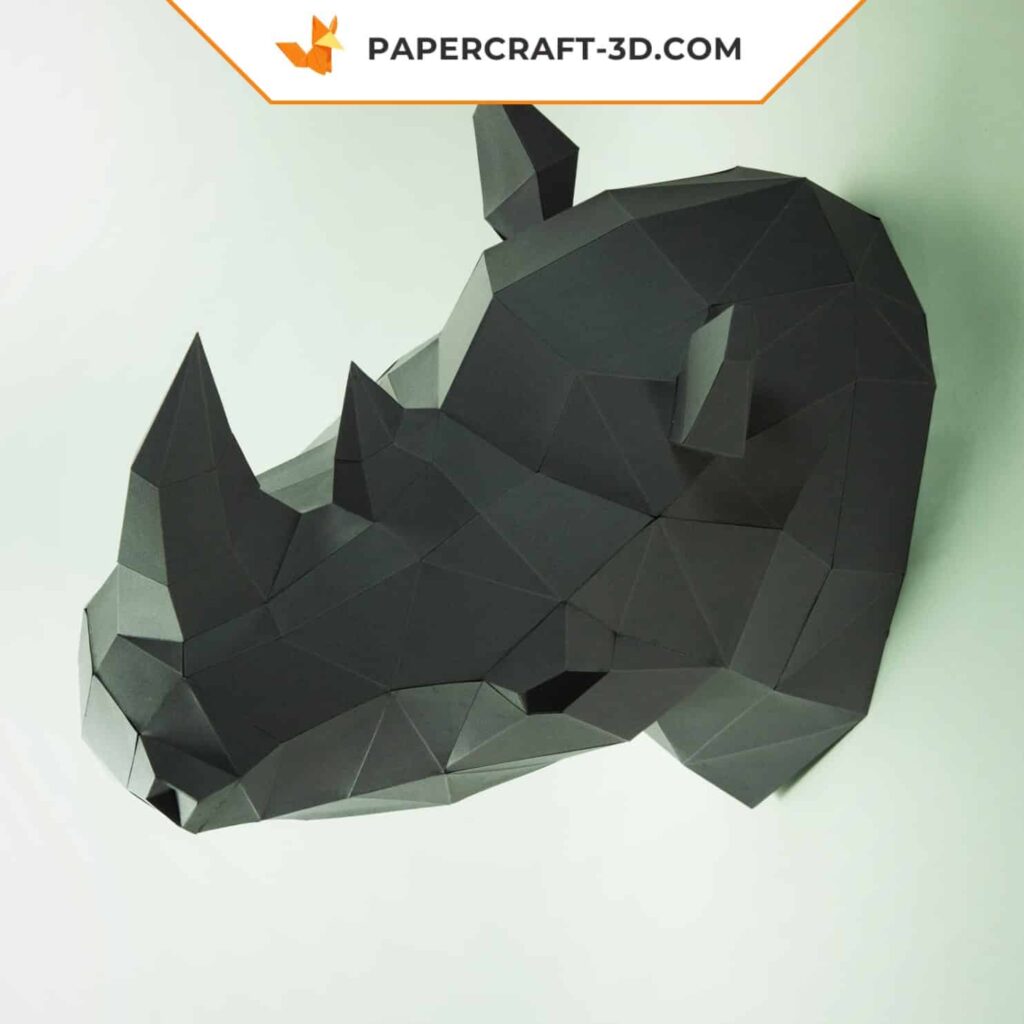 Papercraft tête de rhinocéros murale en origami 3D