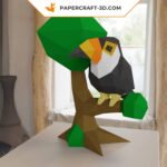 Papercraft toucan in 3D origami