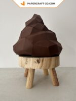 Papercraft di cacca divertente in origami 3D