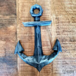 Papercraft of a ship anchor in 3D origami
