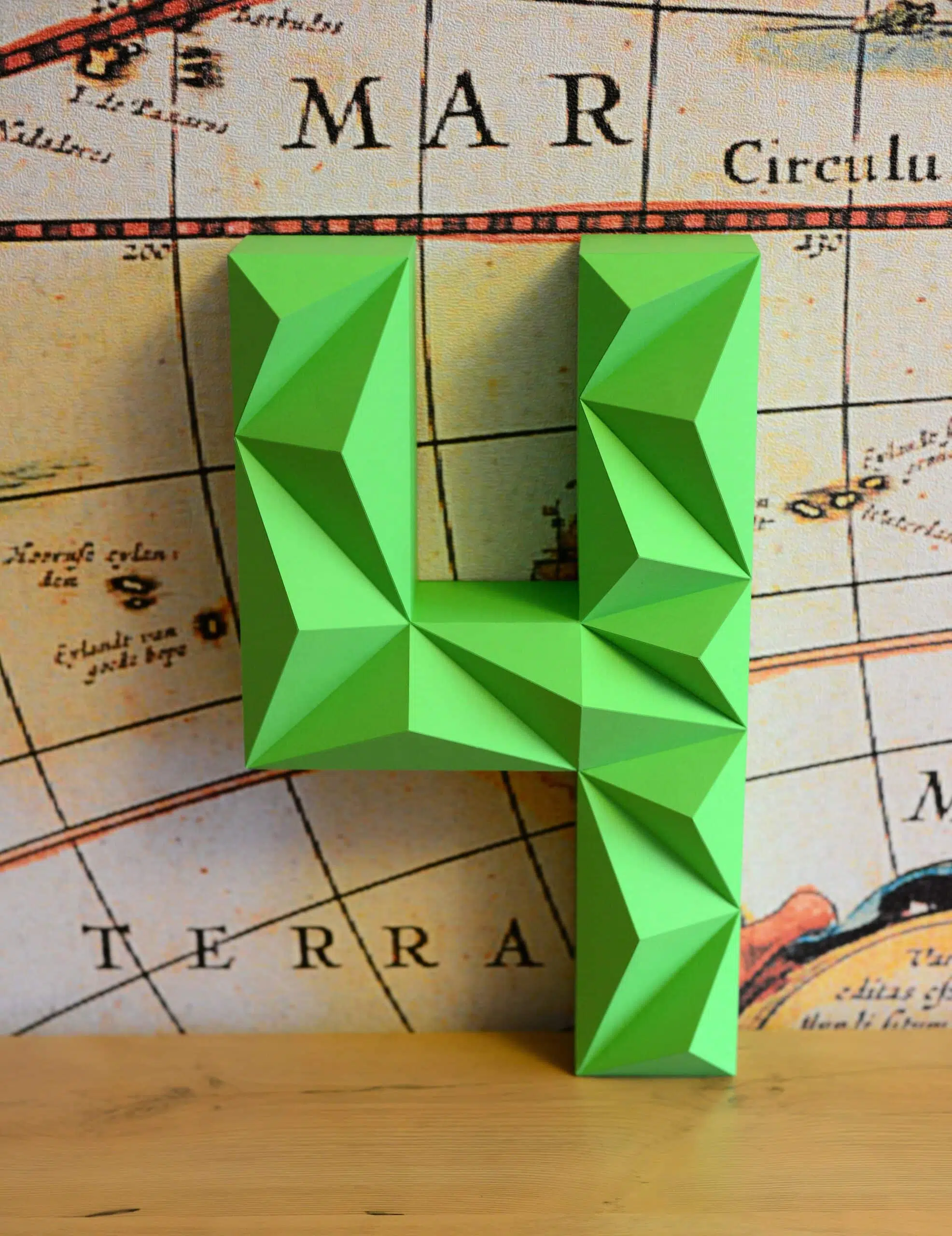 Todos os números em papercraft 3D, montado