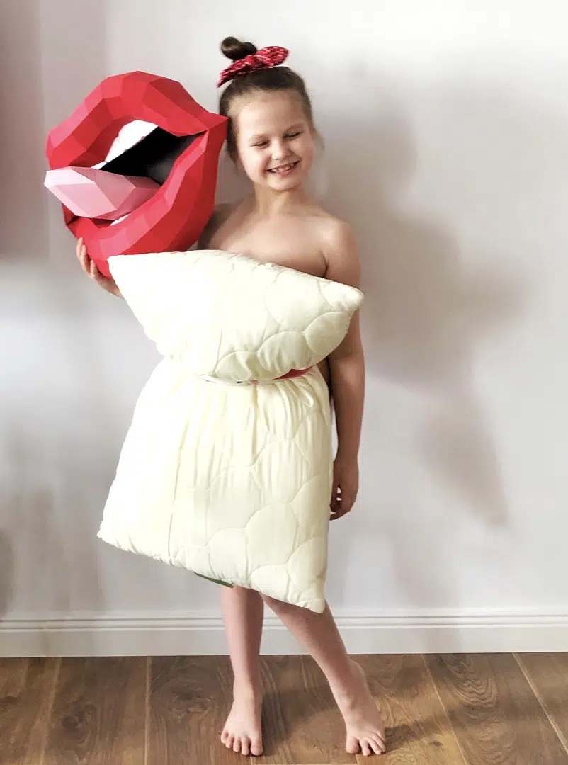 Rolling Stones-lippen papercraft 3D, weergave 11