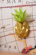 Papercraft gouden ananas in origami 3D, weergave 3