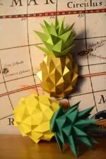 Papercraft gouden ananas in origami 3D, weergave 6