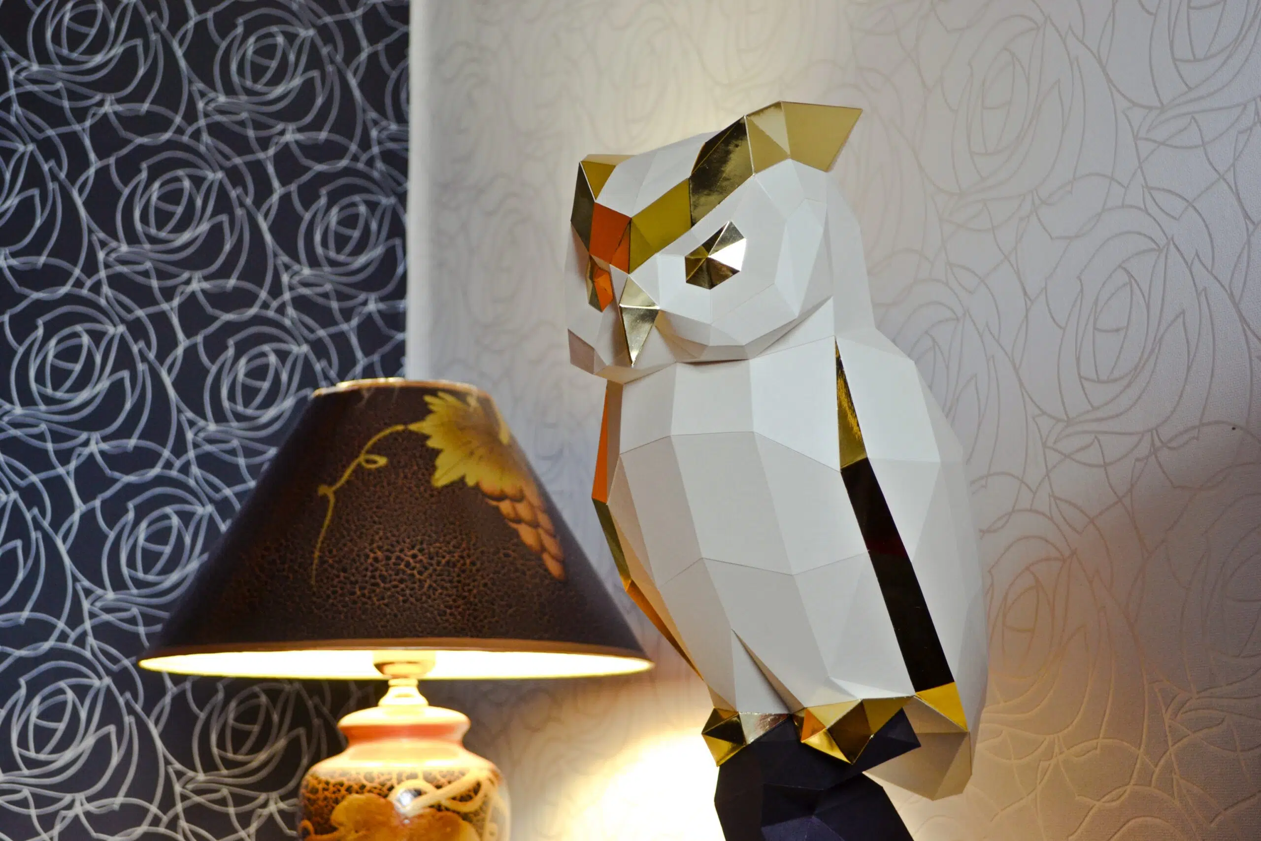 Papercraft di gufo in origami 3D, montato