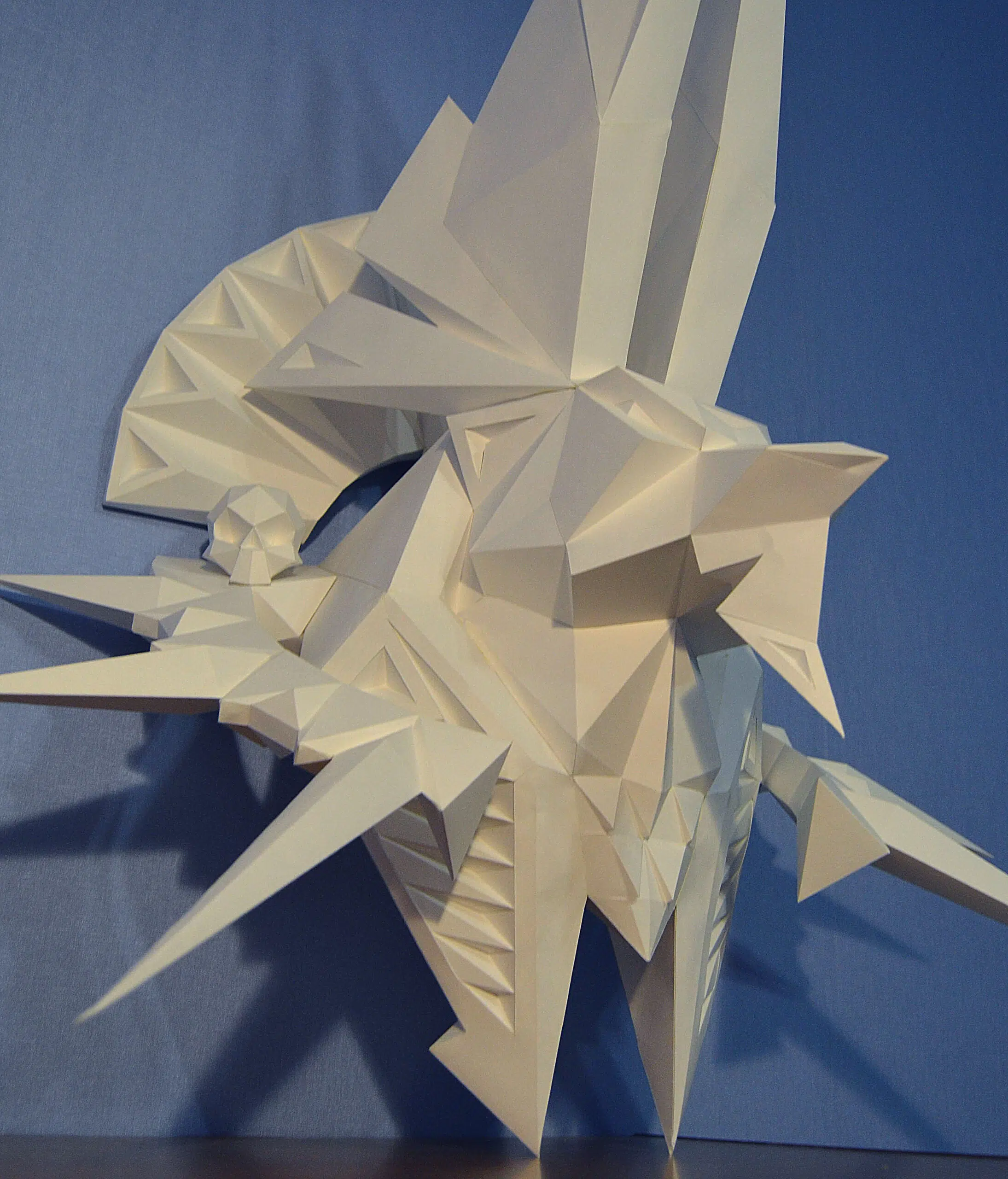 Papercraft cabeza de Anubis en origami 3D, modelo 3D