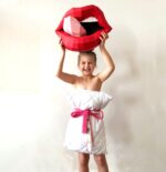 Papercraft Rolling Stones lips in 3D origami