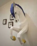 Papercraft licorne murale à crinière bleue en origami 3D