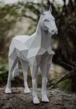 Papercraft stehendes Pferd im 3D-Origami, 3D-Modell