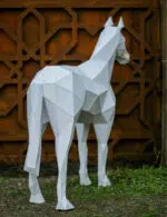 Papercraft stehendes Pferd im 3D-Origami, Detail, Ansicht 2
