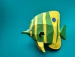 Papercraft de peixe-borboleta em origami 3D