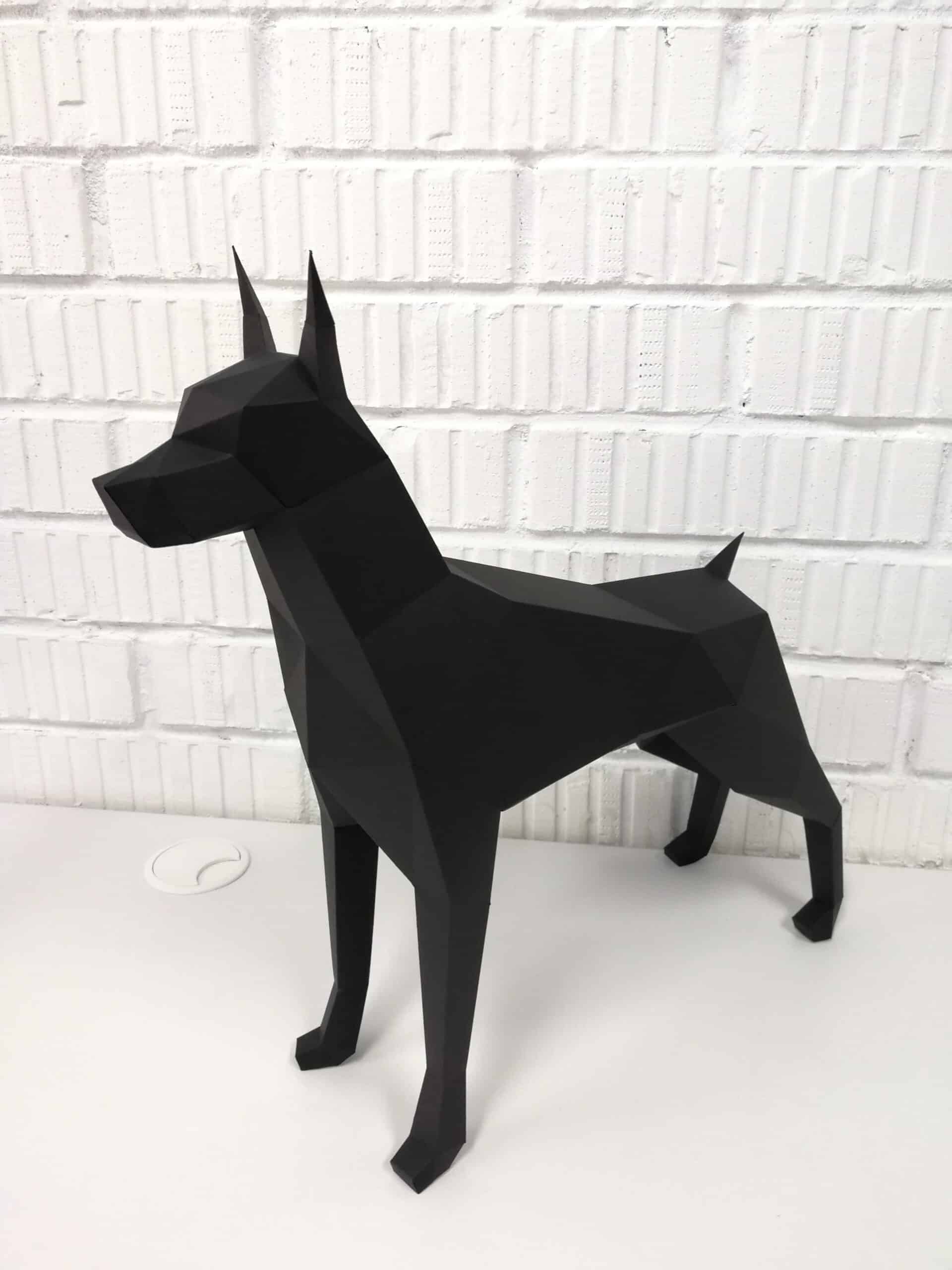 Papercraft Doberman in 3D origami Papercraft Doberman in 3D origami