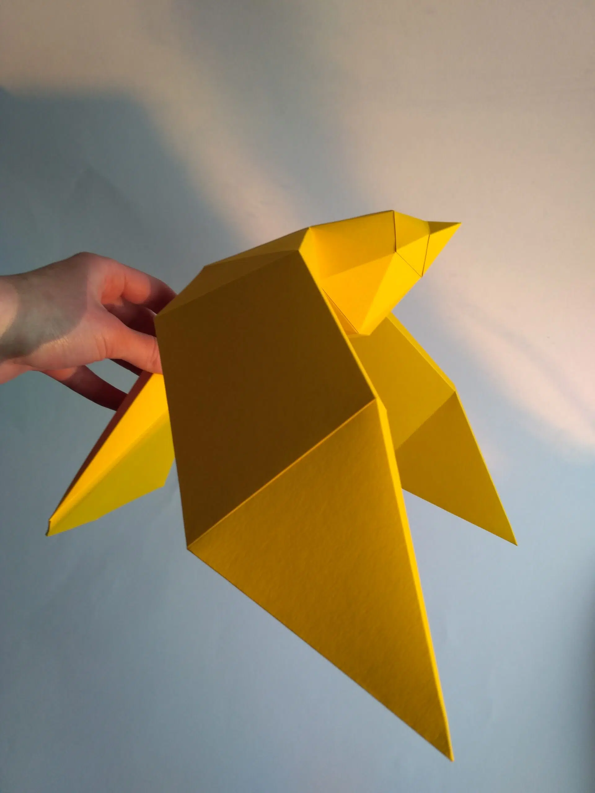 Papercraft de pássaros voando em origami 3D, modelo 3D