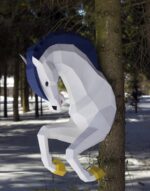 Papercraft unicorn in 3D origami