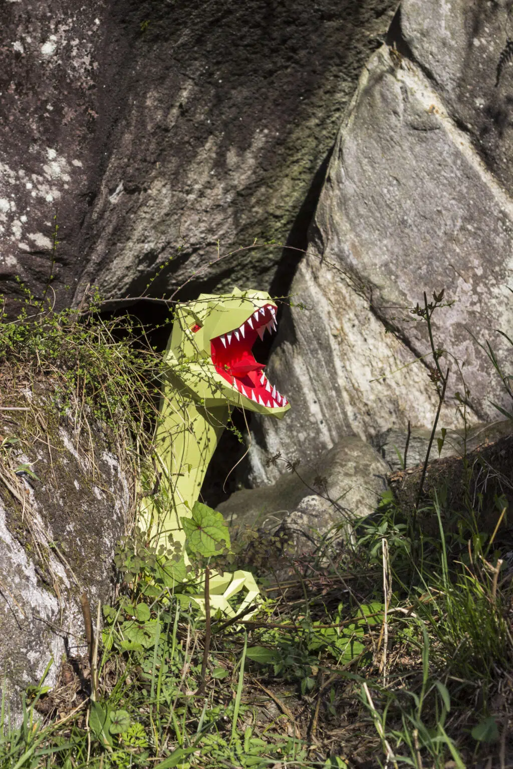 Papercraft cabeça de raptor Jurassic Park em origami