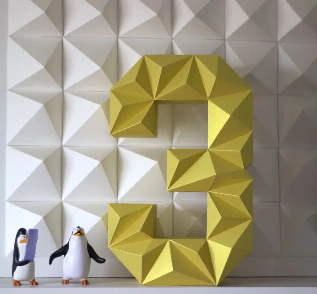 Numero 3 in papercraft 3D – modello PDF da stampare per decorazioni di compleanno o eventi festivi