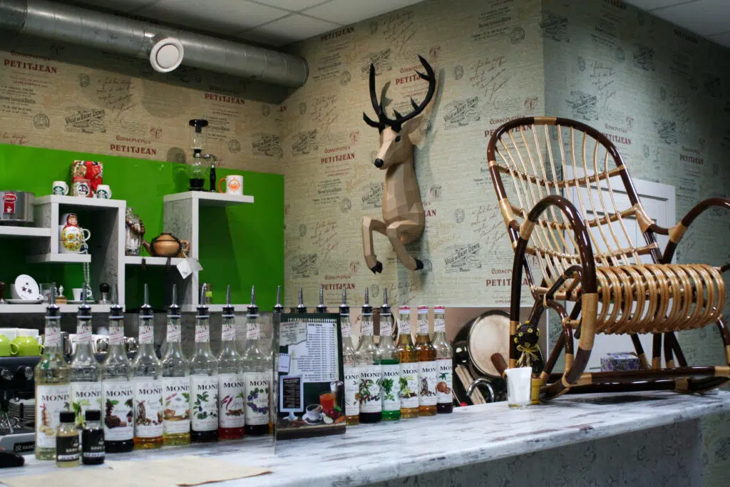 3D Origami Papercraft Deer Coming Out of the Wall