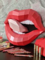 Papercraft Rolling Stones lips in 3D origami