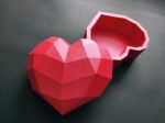 Papercraft heart and lips boxes in 3D origami